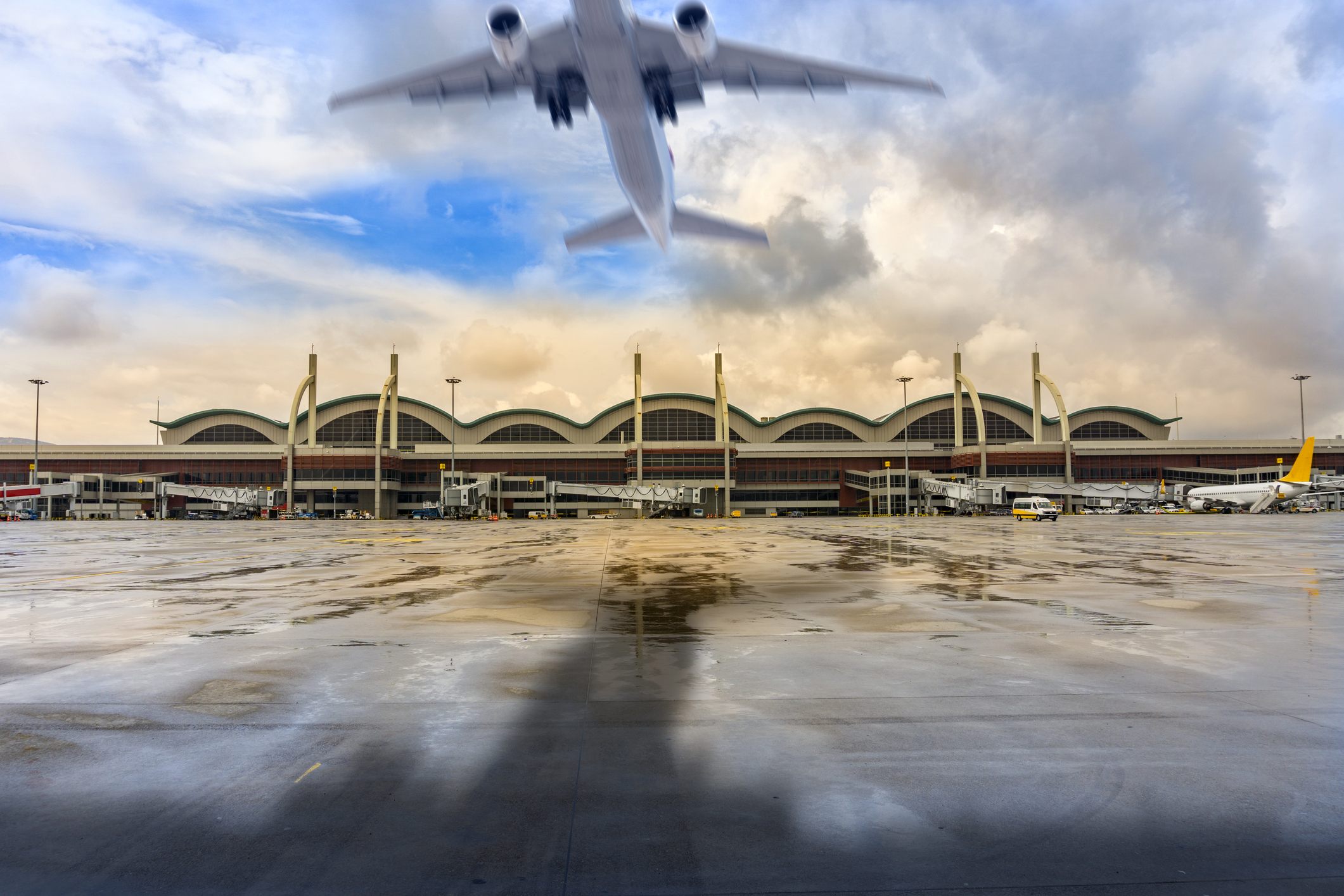 SABİHA GÖKÇEN HAVALİMANI